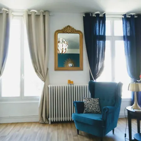 Detente, Balade Et Thermalisme En Coeur De Ville Apartament